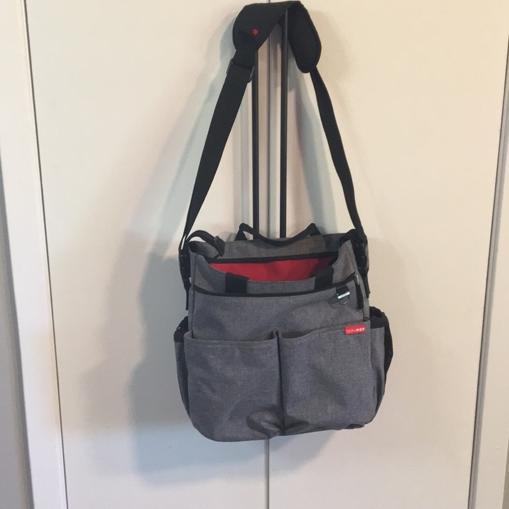 Skip*Hop gender neutral diaper bag w/ changing pad